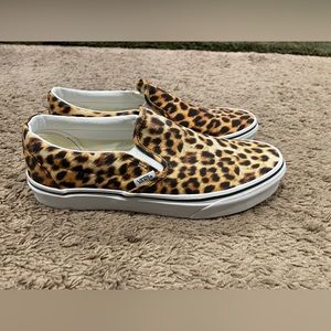 Vans cheetah print size 8.5 NEW